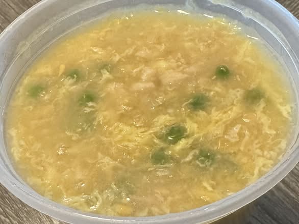 10. Minced Chicken and Sweet Corn Soup 雞茸粟米羹
